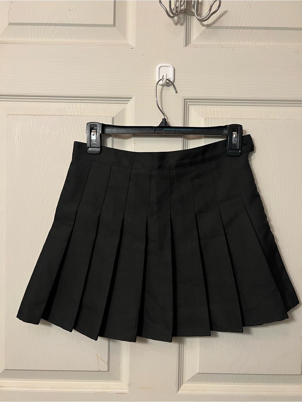 Classic Black Pleated Mini Skirt - Women - Picture 2 of 2